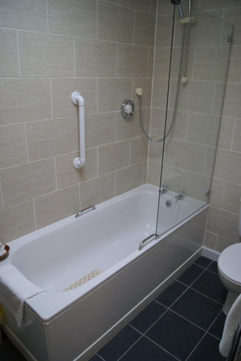 Bathroom 4, The Selkirk Arms, Dumfries and Galloway