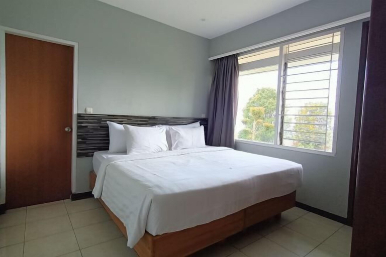 Bedroom 13
