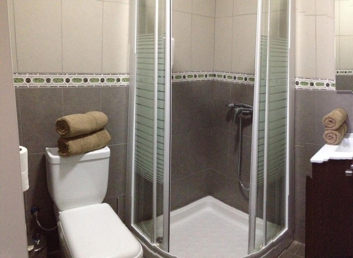 Bathroom, Hotel Playa de Arinaga, Las Palmas