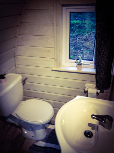 Bathroom, Carrigeen Glamping