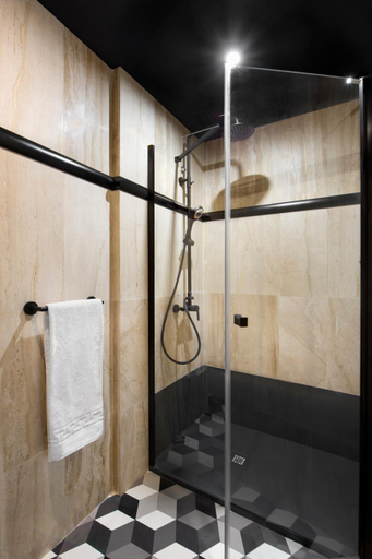 Bathroom 4, Inca, Zaragoza