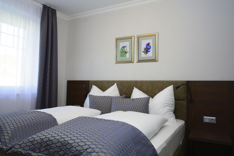Bedroom 12
