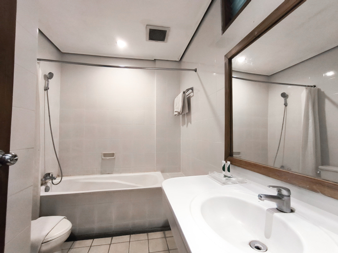 Bathroom 4