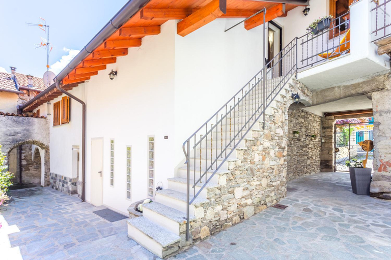 Exterior & Views 1, Guest House Casa del Folletto, Verbano-Cusio-Ossola