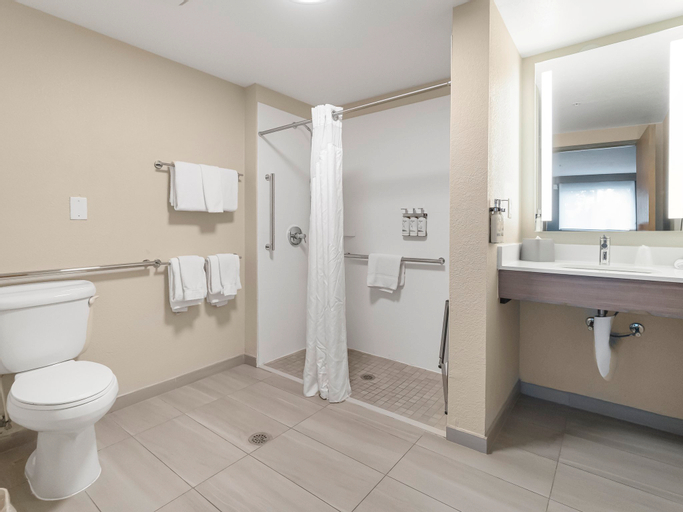 Bathroom 2