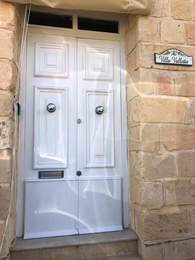 Others 5, Villa Valletta