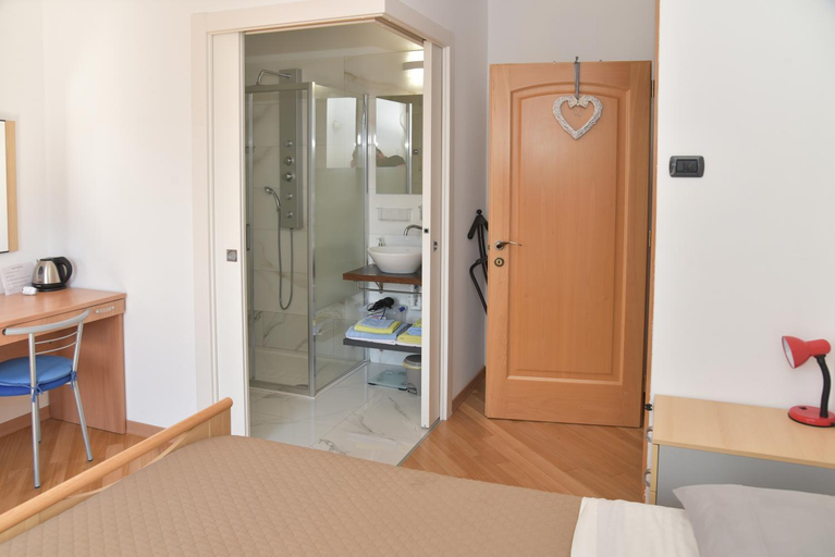 Others 4, B&B agli Ulivi, Trento