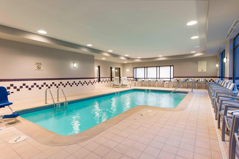 Sport & Beauty, SpringHill Suites by Marriott Grand Rapids North, Kent