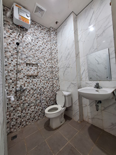 Bathroom, TRAM The Seturan Raya Eksklusif Rooms, Sleman