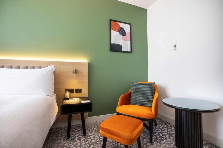 Bedroom 10