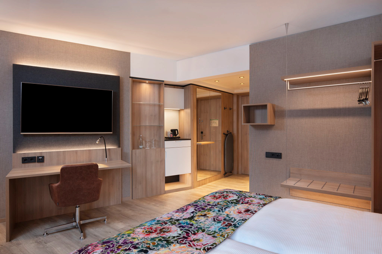 Bedroom 14
