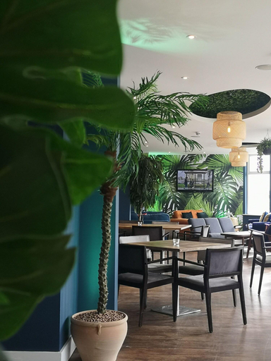 Food & Drinks 5, Carnmath Hotel, Cornwall