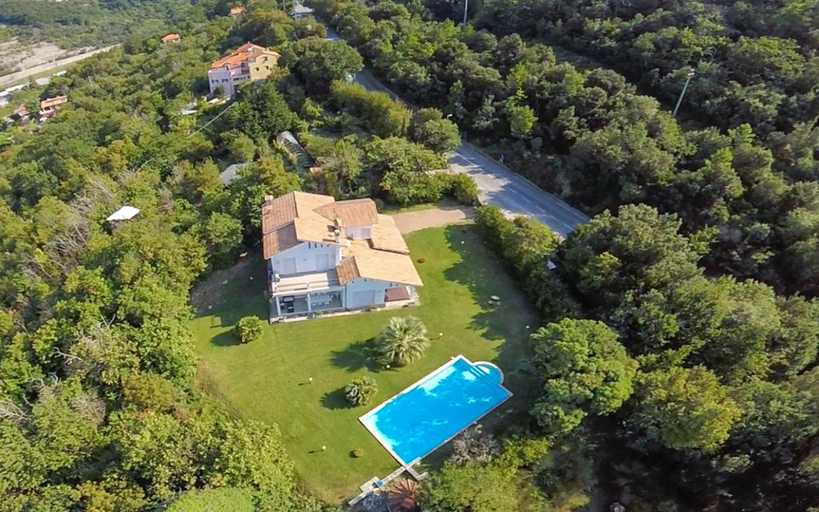 VILLA DIADEMA, Savona