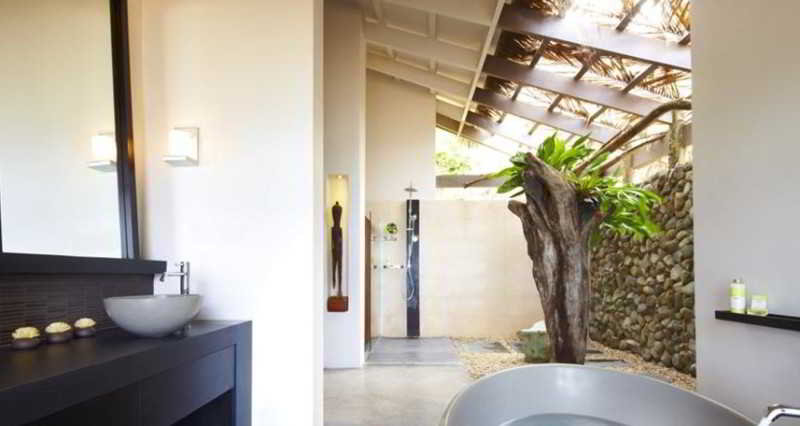 Bathroom, Tadrai Island Resort, Nadroga/Navosa