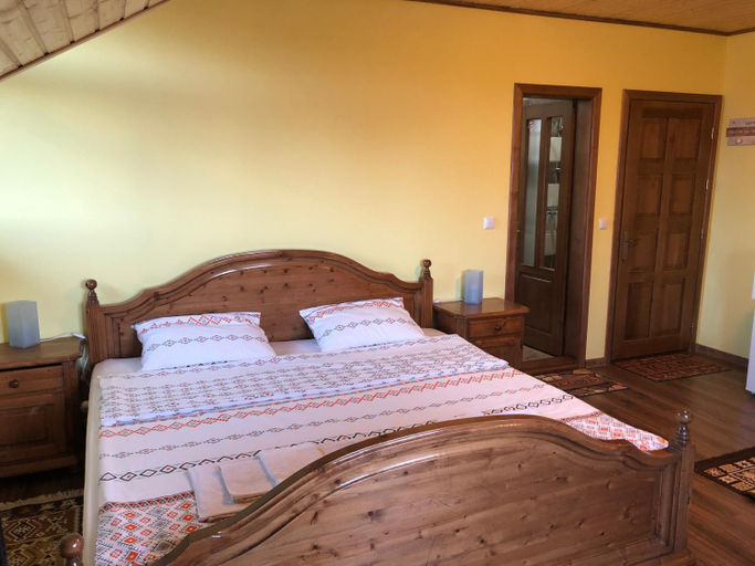Others 4, Casa Adelmar, Tulcea