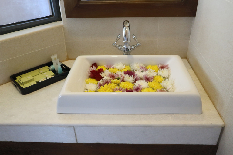 Bathroom 4, Hotel Yadanarbon, Mandalay