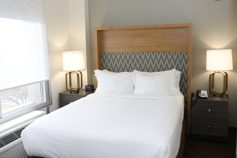 Bedroom 10