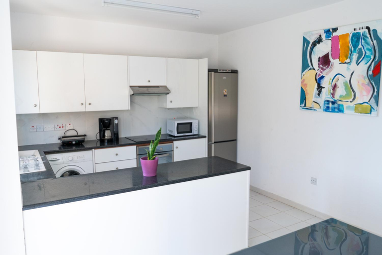 Others 5, Helios Cottages