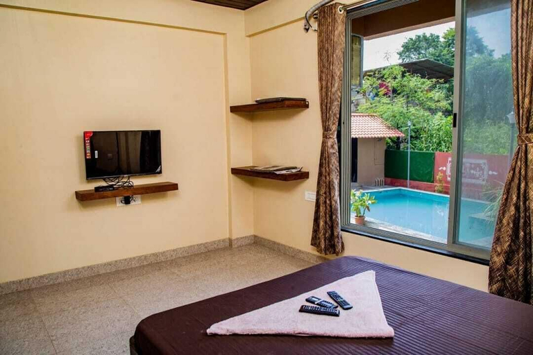 Bedroom 2, Seasons The Resort, Raigarh