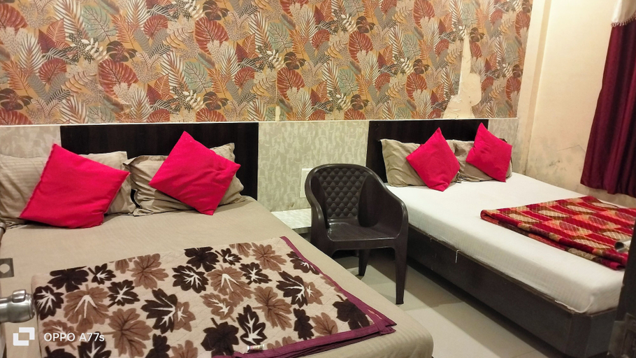 Bedroom 2, Hotel Palkhi, Ahmadnagar