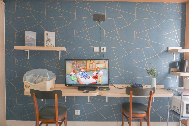 Others, Nice and Comfortable Studio (No Kitchen) Apartment Elvis Tower By Travelio, Cikarang