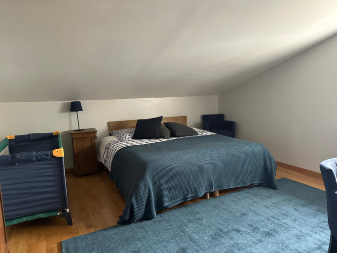 Others 4, Le bleu Levant, Meuse