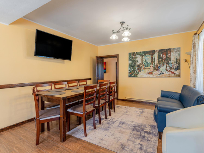 Others 4, Casa Saraste, Rasnov