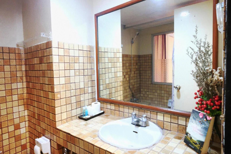Bathroom 9