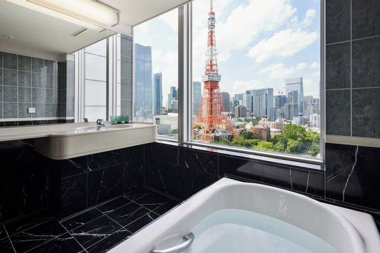 Bathroom 25