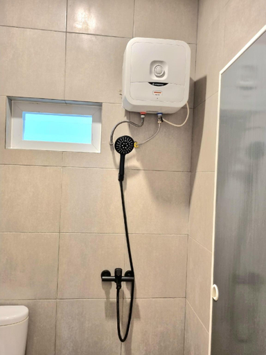 Bathroom 3, Zizi Homey Cemara Asri (Private House max 14ppl), Deli Serdang