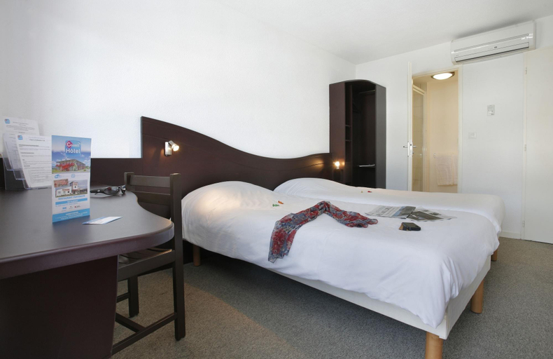 Bedroom 3, Couett' Hotel Rumilly, Haute-Savoie