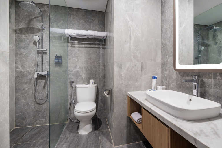 Bathroom 4