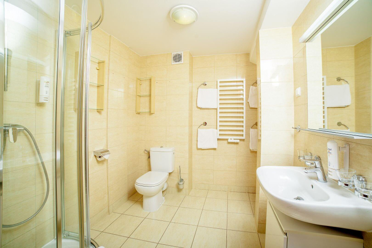 Bathroom 4, Mona Lisa, Kołobrzeg