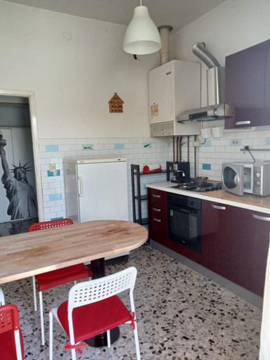 Others 4, Casa Mawi, Modena