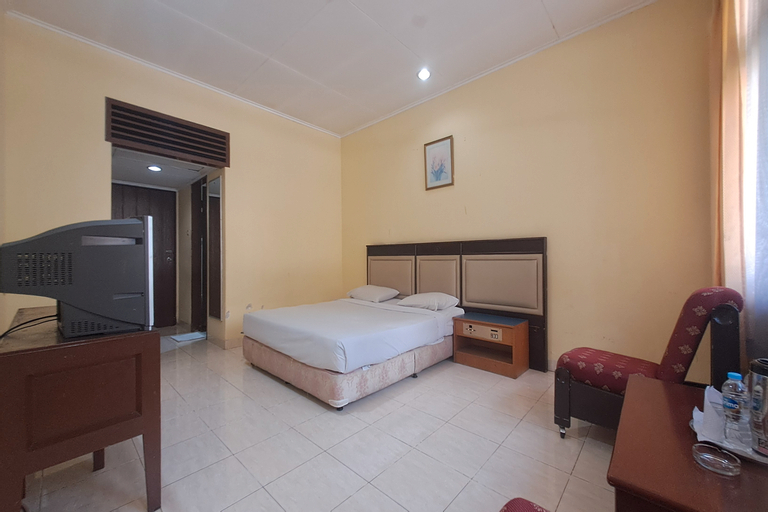 Bedroom 8