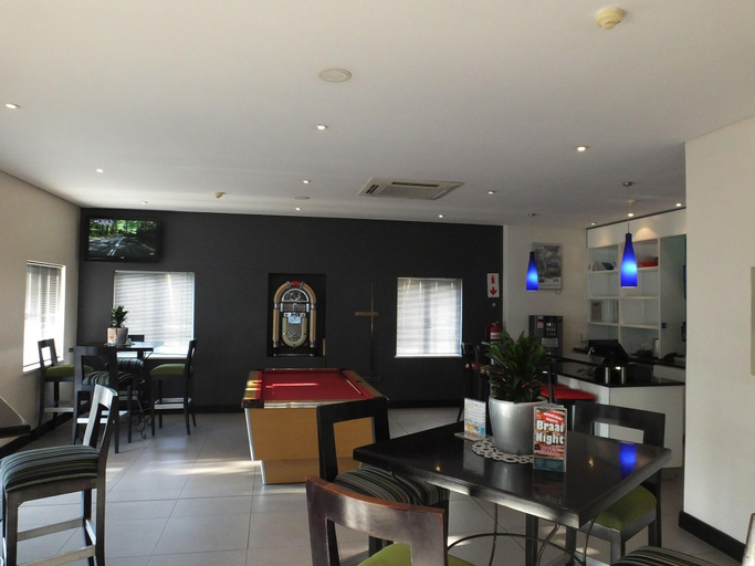 Food & Drinks 5, Splendid Inn Bayshore, Uthungulu
