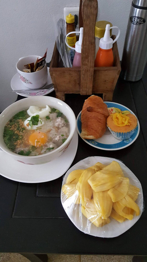 Food & Drinks 5, Ping Phu Place, Muang Chiang Mai