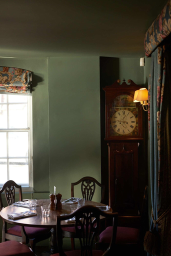 Public Area 3, The Pembroke Arms, Wiltshire