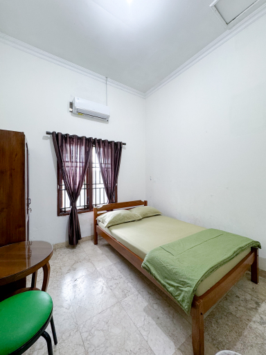 Bedroom 2, Home Sweet Home by HomyQ, Sleman