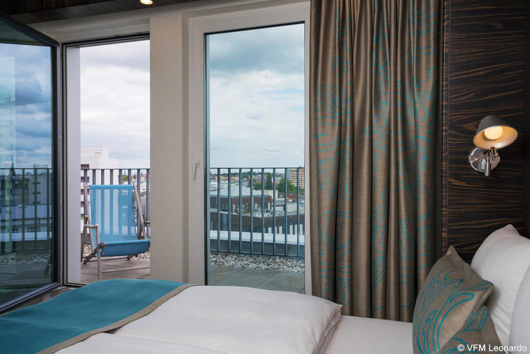 Bedroom 3, Motel One Berlin-Tiergarten, Berlin