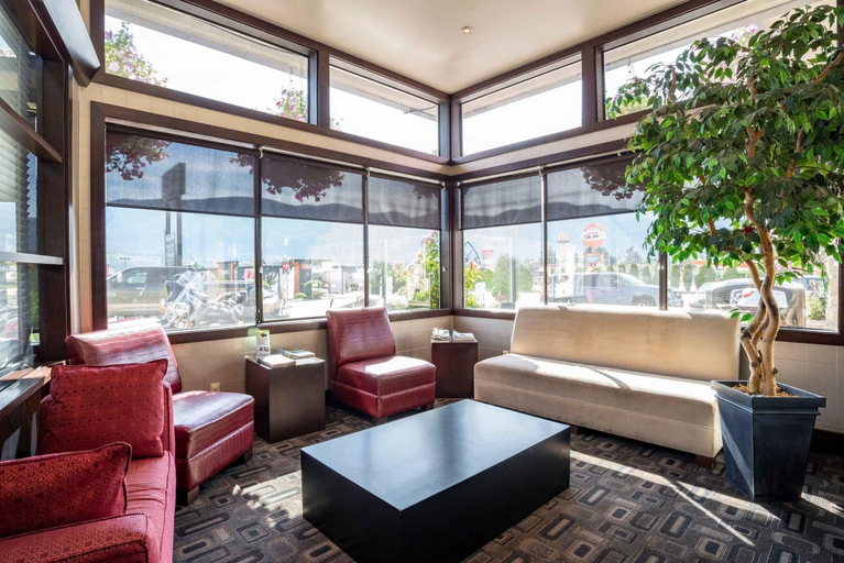 Public Area 5, Sandman Hotel Castlegar, Central Kootenay