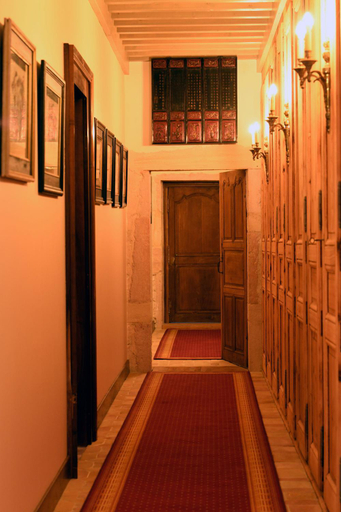 Others 4, Chateau de Pymont, Saône-et-Loire