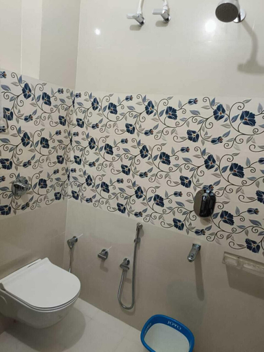 Bathroom 5, Arya Holiday Home, Faizabad