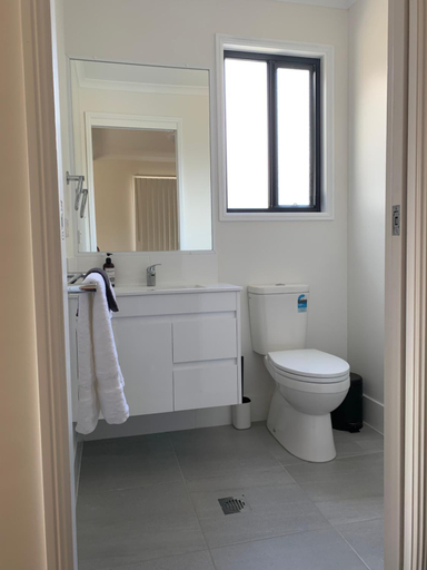 Bathroom, rokkwell, Stanthorpe