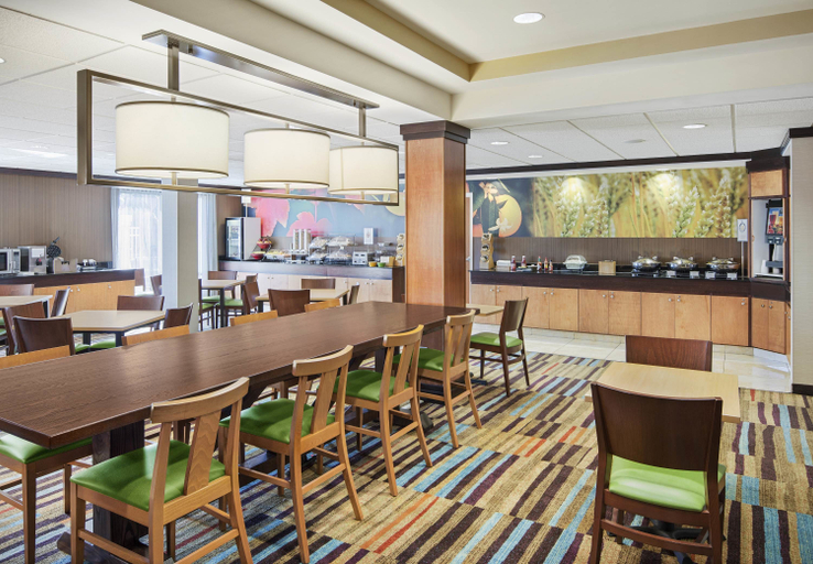 Food & Drinks, Fairfield Inn & Suites by Marriott Conway, Faulkner
