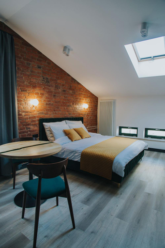 Bedroom 14