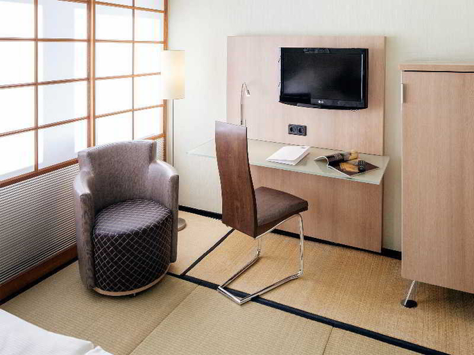 Bedroom 3, Nippon Hotel Hamburg, Hamburg