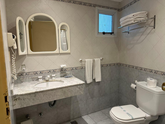 Bathroom 3, Guerrero, General Pueyrredón
