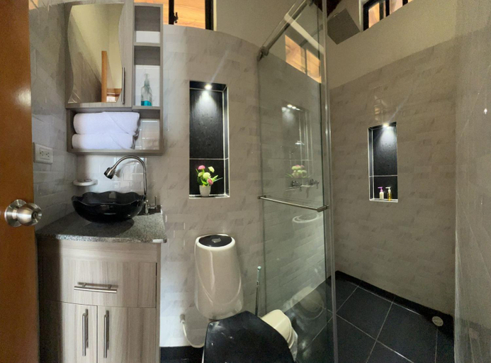 Bathroom, Glamping Esmeralda, San Gil