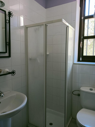 Bathroom 5, Estacion de Coripe, Sevilla